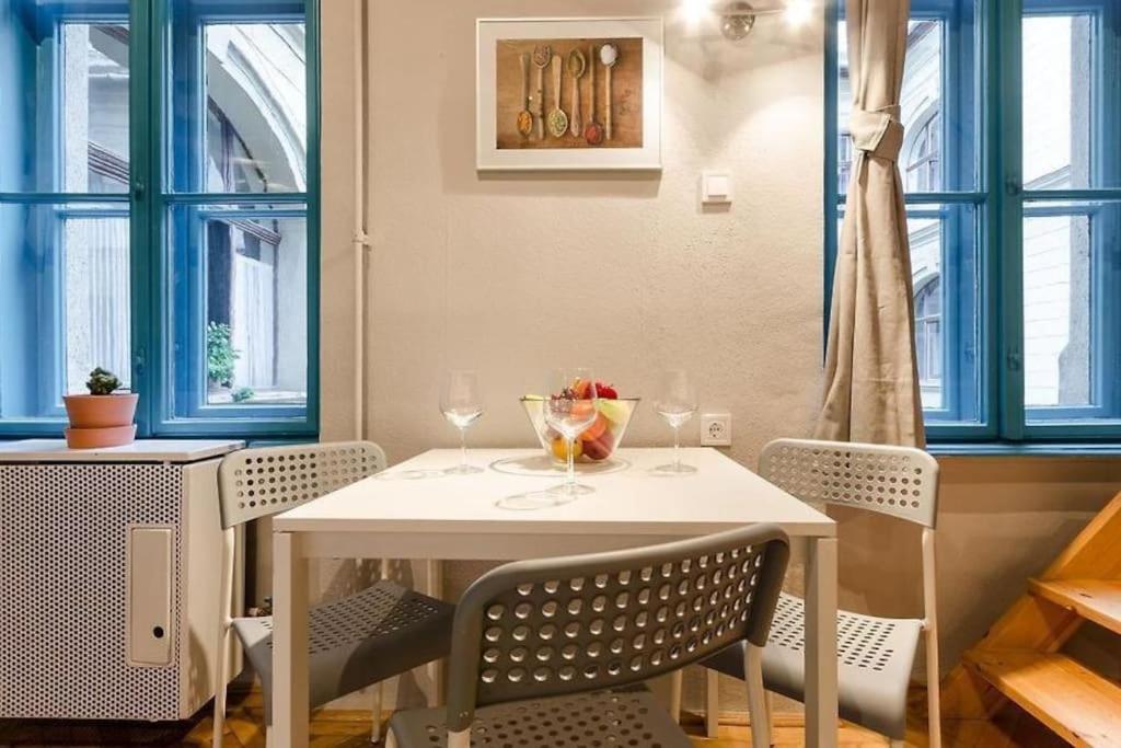 Blue Lotus Apartment T50 Budapest Exterior photo